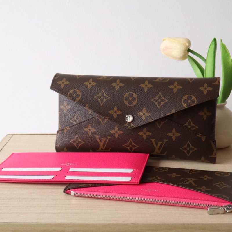LV Clutch Bags